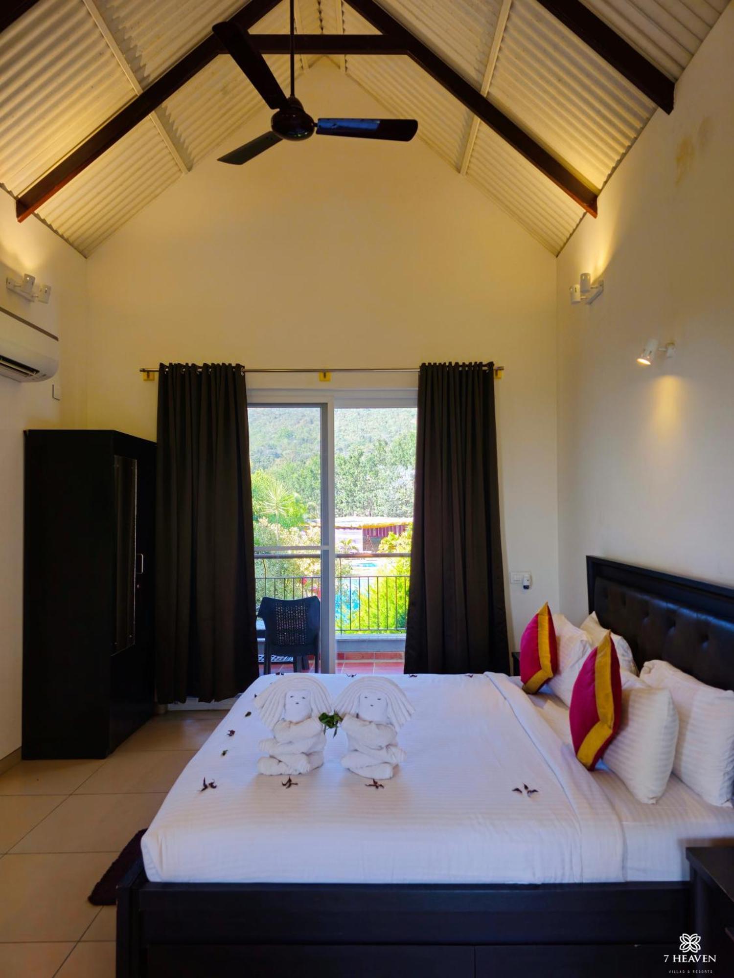 7 Heaven Villas & Resorts Chikmagalur Exterior photo